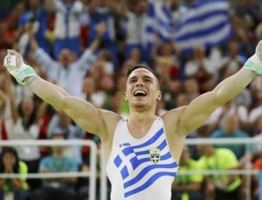 Ο Βραζιλιάνος αθλητής Α.Ζανέτι χαιρέτισε στρατιωτικά στο άκουσμα του Εθνικού μας Ύμνου (βίντεο)